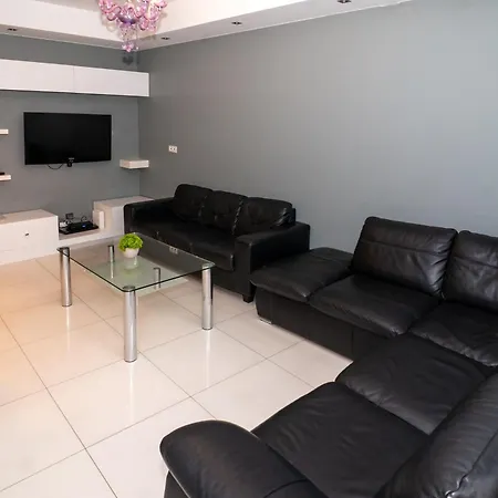 Apartment Triton